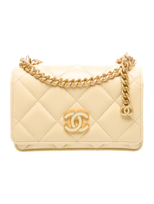 Chanel Enamel Pending CC Clutch With Chain