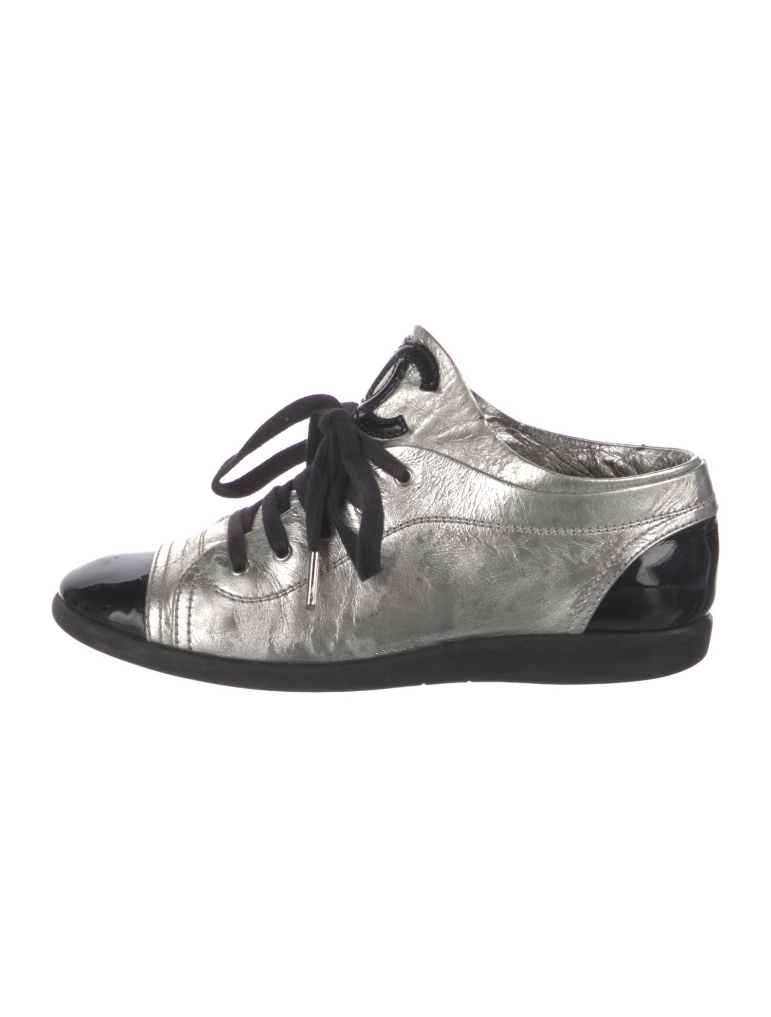 Chanel Interlocking CC Logo Leather Sneakers