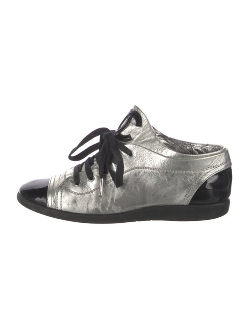 Chanel Interlocking CC Logo Leather Sneakers