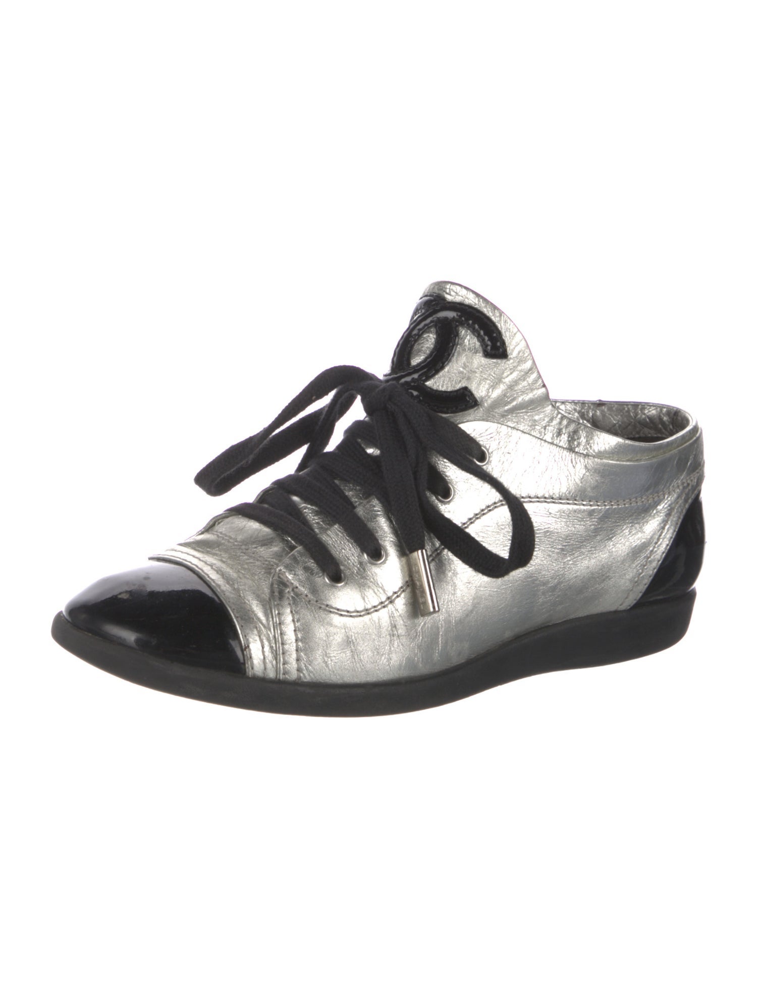 Chanel Interlocking CC Logo Leather Sneakers