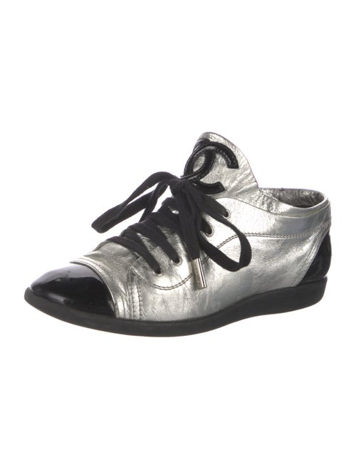 Chanel Interlocking CC Logo Leather Sneakers