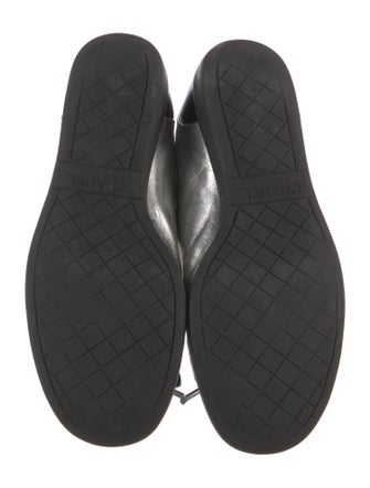 Chanel Interlocking CC Logo Leather Sneakers