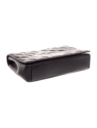 Chanel Medium Diamond CC Flap Bag