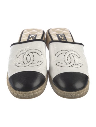 Chanel 2023 Interlocking CC Logo Espadrilles