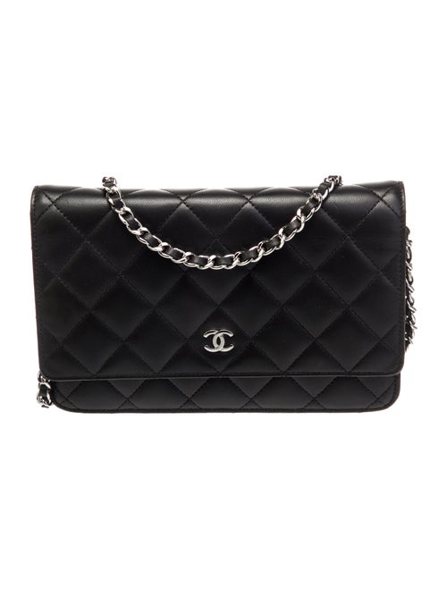 Chanel Classic Wallet on Chain