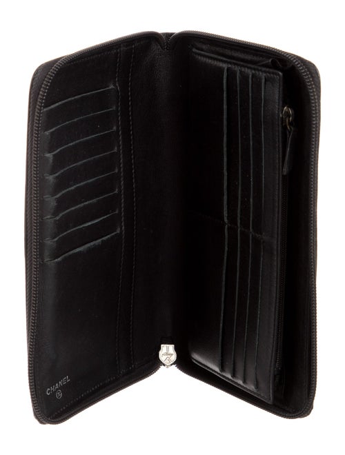 Chanel Vintage 2011-2012 Continental Wallet