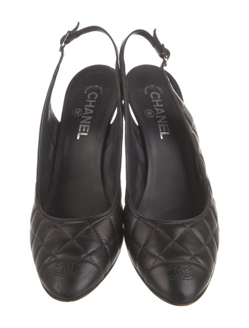 Chanel Interlocking CC Logo Leather Slingback Pumps