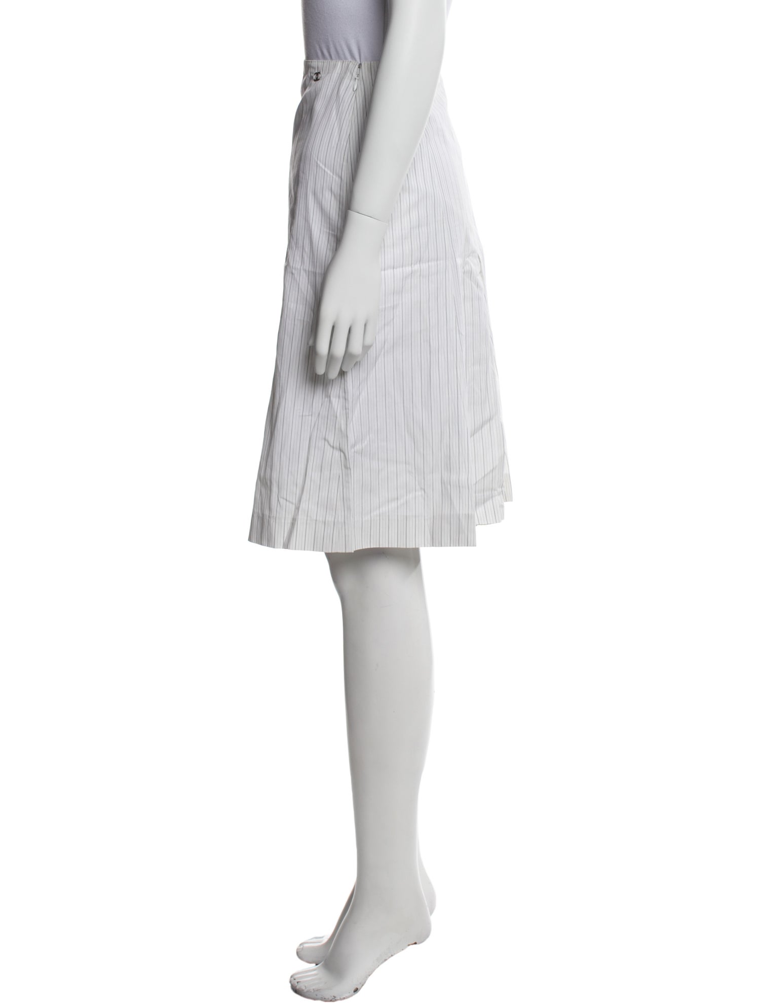 Chanel 2001 Knee-Length Skirt