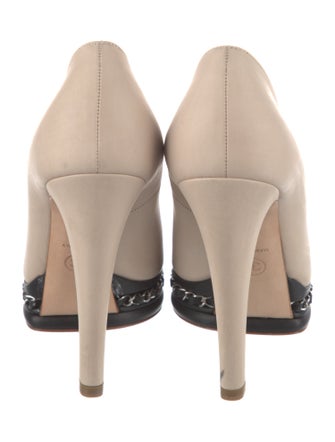 Chanel 2013 Interlocking CC Logo Pumps