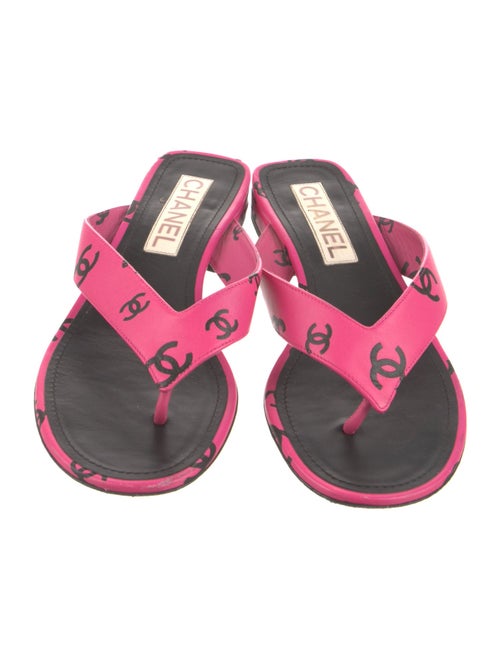 Chanel 2022 Coco Beach Slides