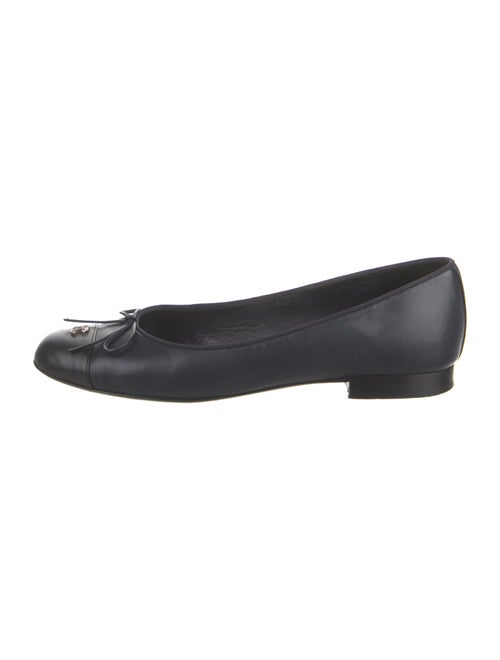 Chanel Interlocking CC Logo Leather Ballet Flats