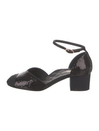Chanel Interlocking CC Logo Sequins D'Orsay Pumps