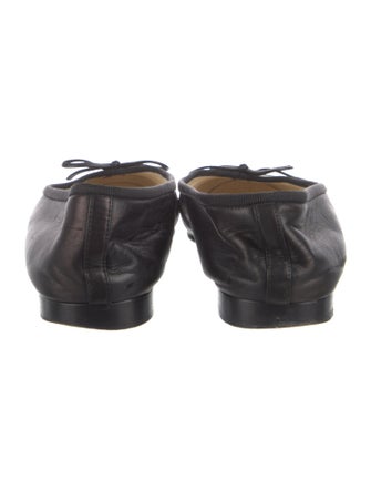 Chanel Interlocking CC Logo Leather Ballet Flats