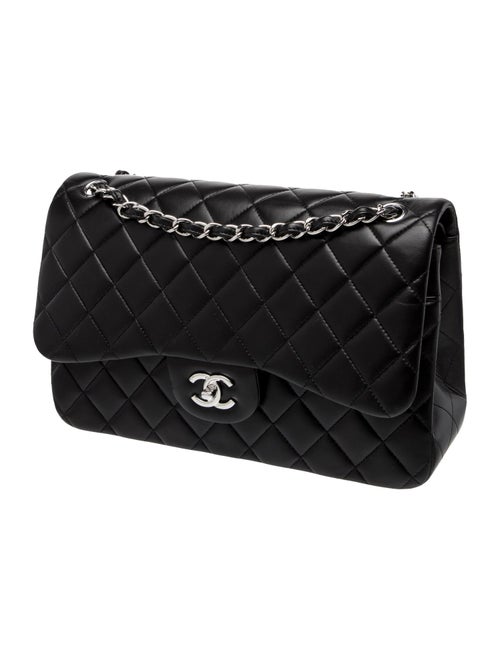Chanel Jumbo Classic Double Flap Bag