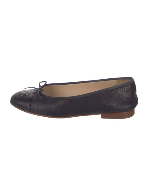 Chanel Interlocking CC Logo Leather Ballet Flats