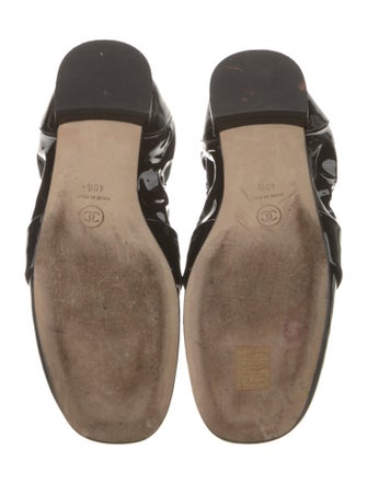 Chanel Interlocking CC Logo Patent Leather Loafers