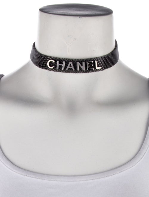 Chanel 'CHANEL' Mesh Choker Necklace