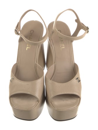 Chanel 2024 Interlocking CC Logo Slingback Sandals