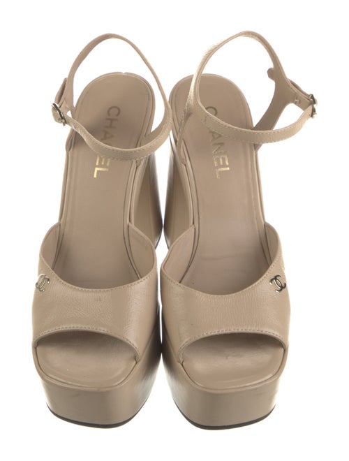 Chanel 2024 Interlocking CC Logo Slingback Sandals