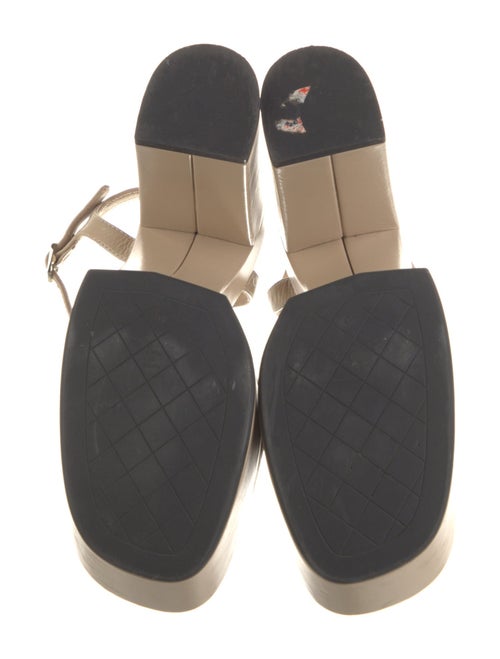 Chanel 2024 Interlocking CC Logo Slingback Sandals