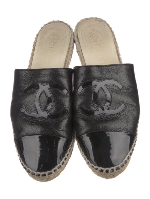 Chanel 2018 Interlocking CC Logo Espadrilles