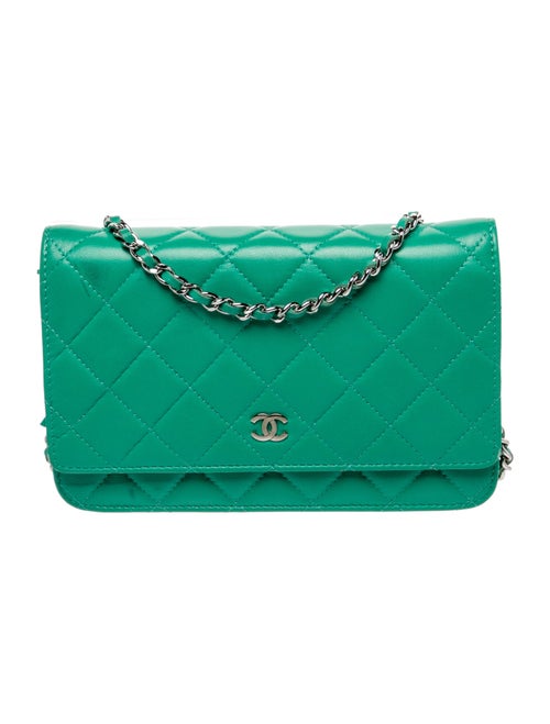 Chanel Classic Wallet on Chain