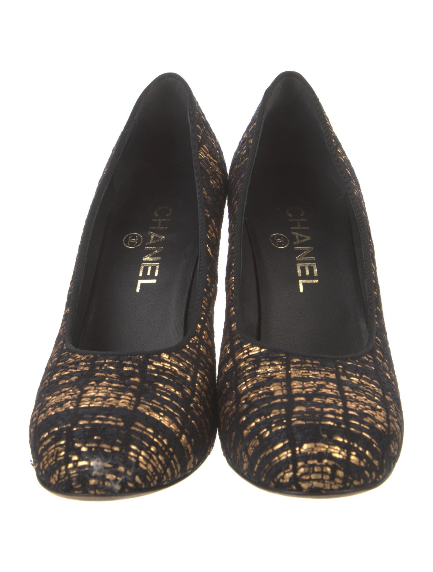 Chanel Interlocking CC Logo Tweed Pumps