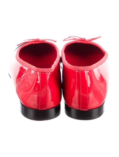 Chanel Interlocking CC Logo Patent Leather Ballet Flats