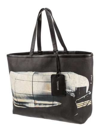Chanel x Zaha Hadid Mobile Art Tote