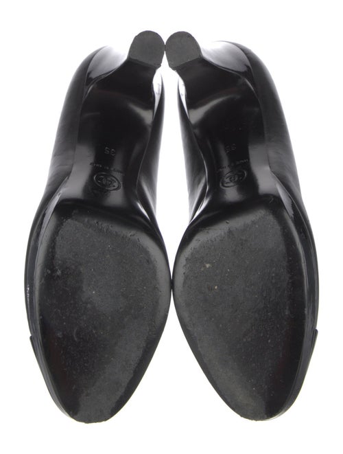Chanel 2011 Interlocking CC Logo Pumps