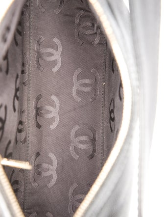 Chanel Caviar CC Shoulder Bag