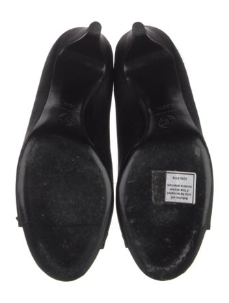 Chanel Interlocking CC Logo Satin Pumps