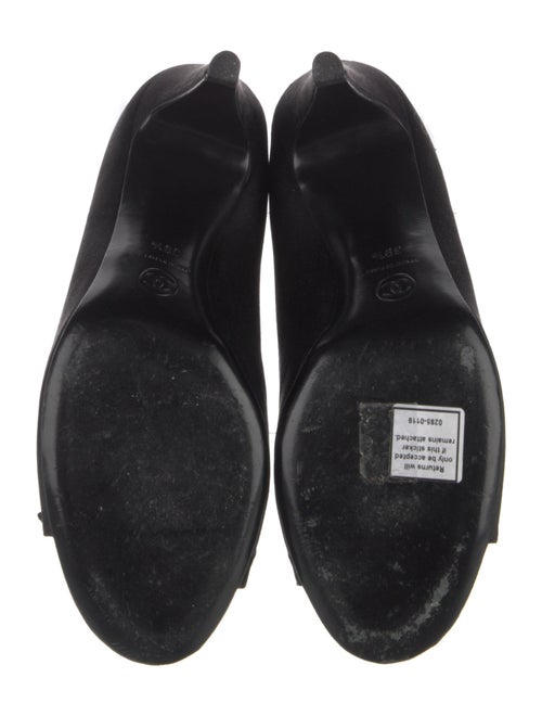 Chanel Interlocking CC Logo Satin Pumps
