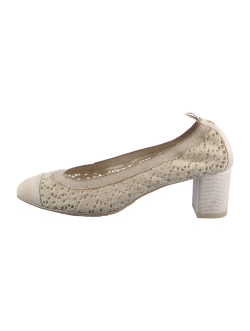 Chanel Interlocking CC Logo Pumps