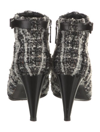 Chanel Interlocking CC Logo Tweed Boots
