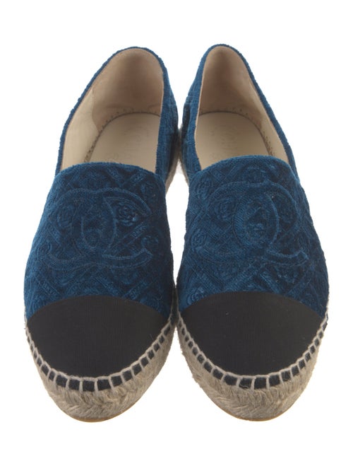Chanel 2017 Interlocking CC Logo Espadrilles