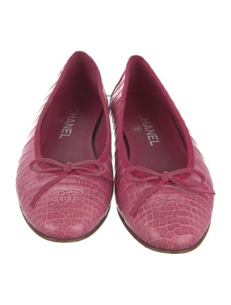 Chanel Interlocking CC Logo Alligator Ballet Flats