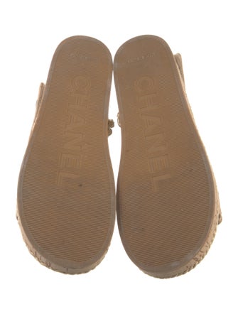 Chanel Interlocking CC Logo Leather Espadrilles