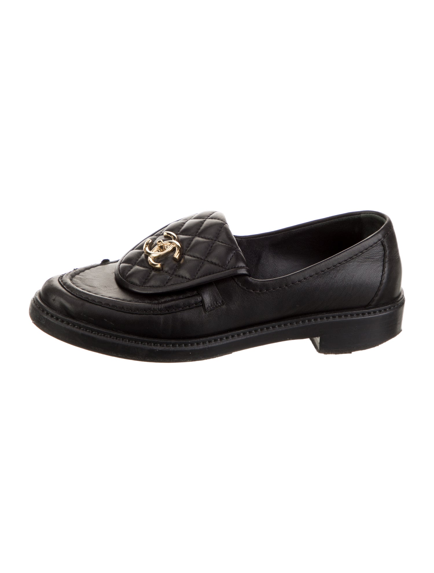 Chanel 2022 Interlocking CC Logo Loafers