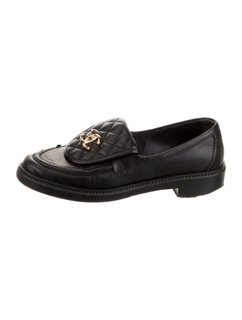 Chanel 2022 Interlocking CC Logo Loafers