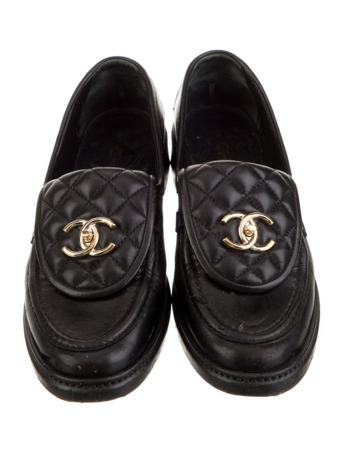 Chanel 2022 Interlocking CC Logo Loafers