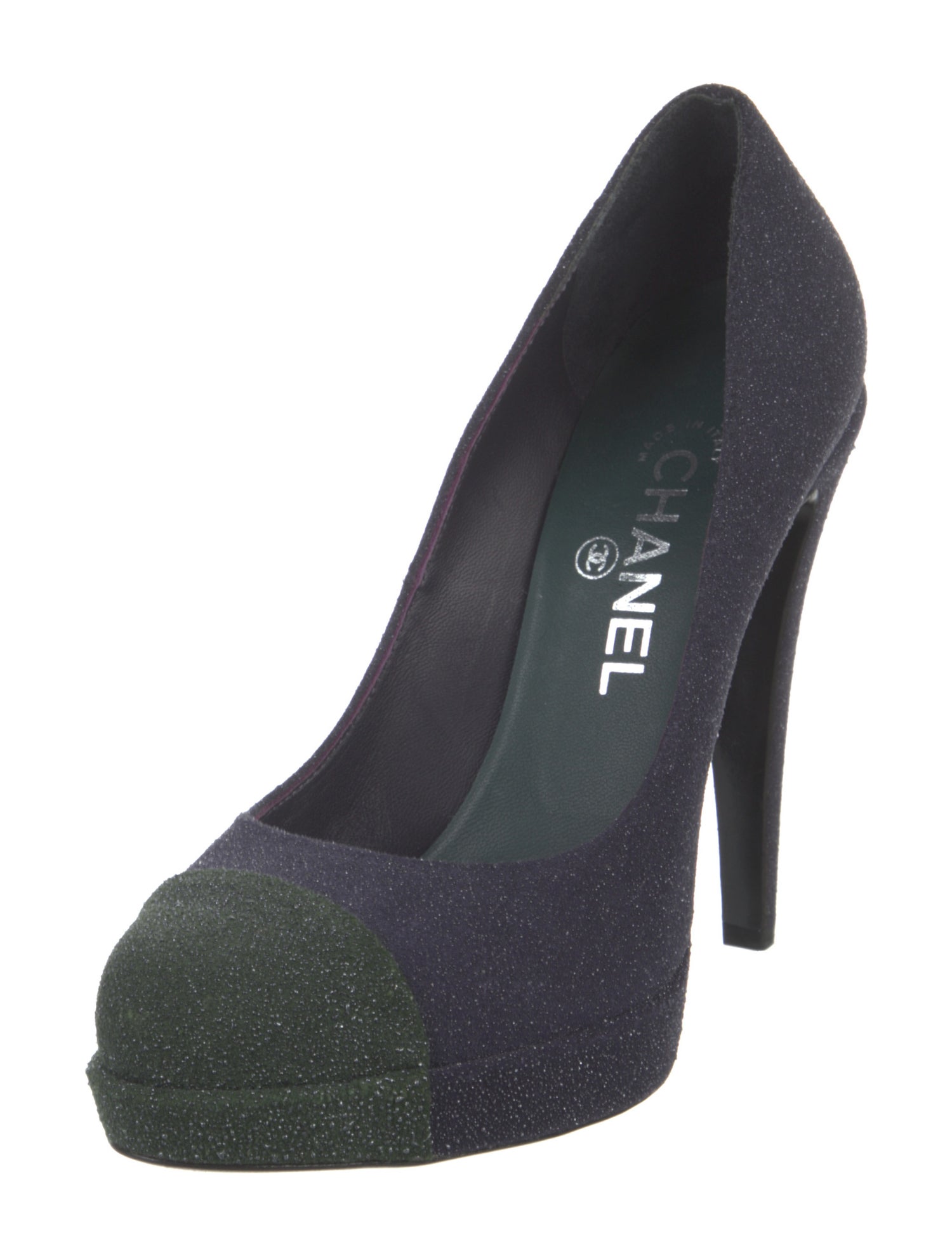 Chanel 2011 Interlocking CC Logo Pumps