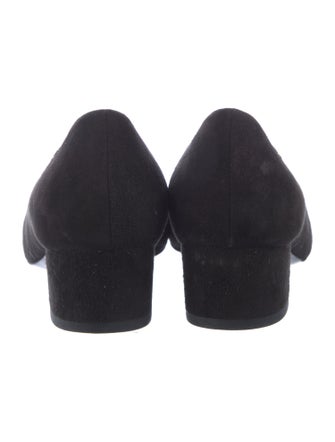 Chanel 2017 Interlocking CC Logo Pumps