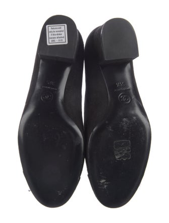 Chanel 2017 Interlocking CC Logo Pumps