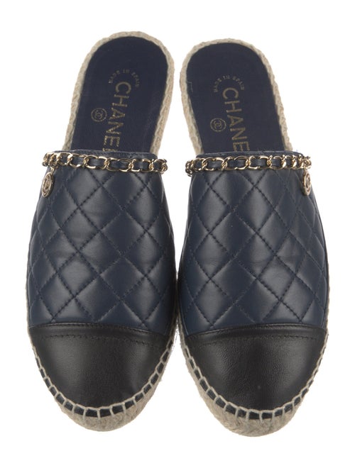 Chanel 2018 Interlocking CC Logo Espadrilles