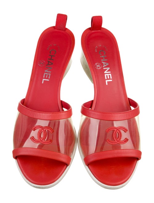Chanel 2019 Interlocking CC Logo Slingback Sandals