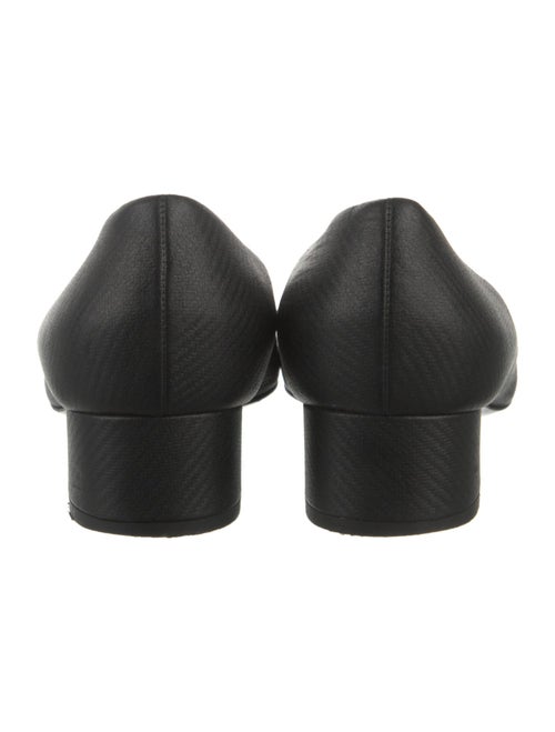 Chanel Interlocking CC Logo Leather Pumps