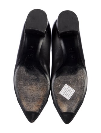 Chanel 2014 Interlocking CC Logo Pumps