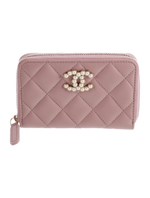 Chanel 2024 Interlocking CC Logo Wallet