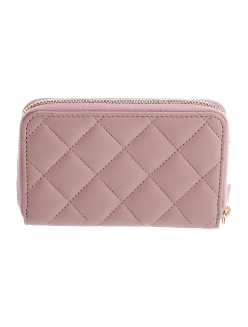 Chanel 2024 Interlocking CC Logo Wallet